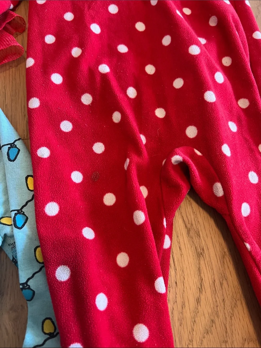 Size 2t Christmas set girls